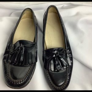 COLE HAAN !Make Offer! Mens Kiltie Tassel Loafer Dress Shoe